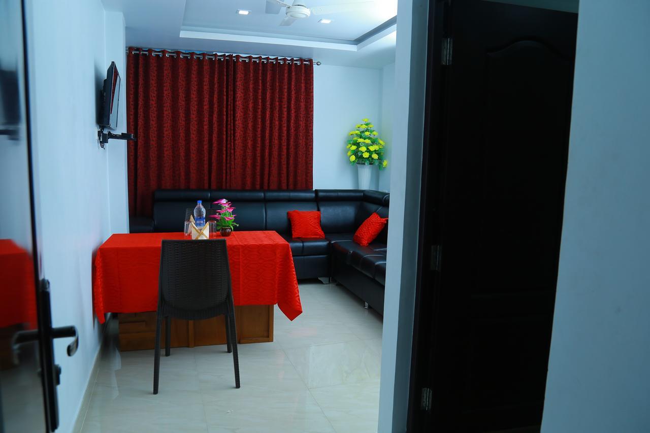فندق مالابورامفي  Aarya Bhavan Residency المظهر الخارجي الصورة