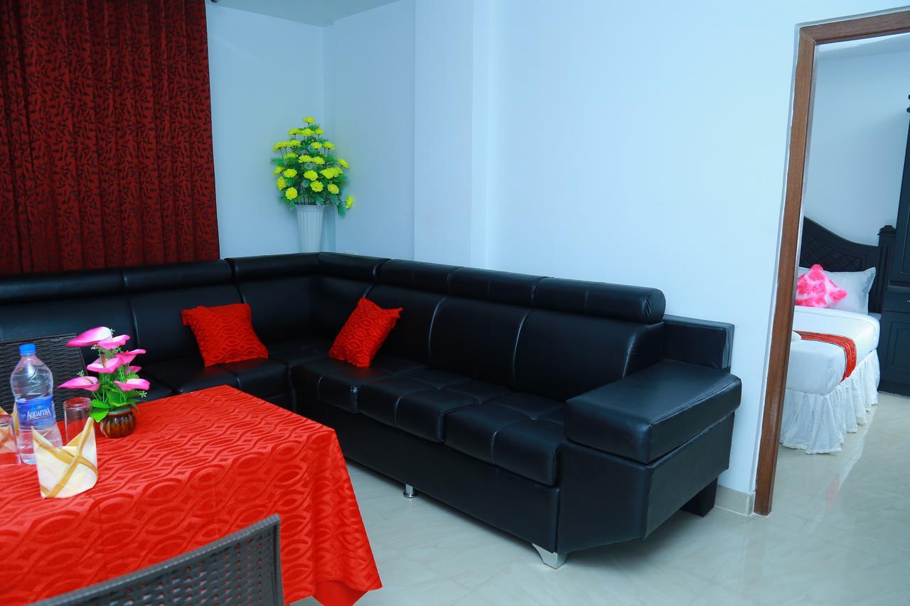 فندق مالابورامفي  Aarya Bhavan Residency المظهر الخارجي الصورة
